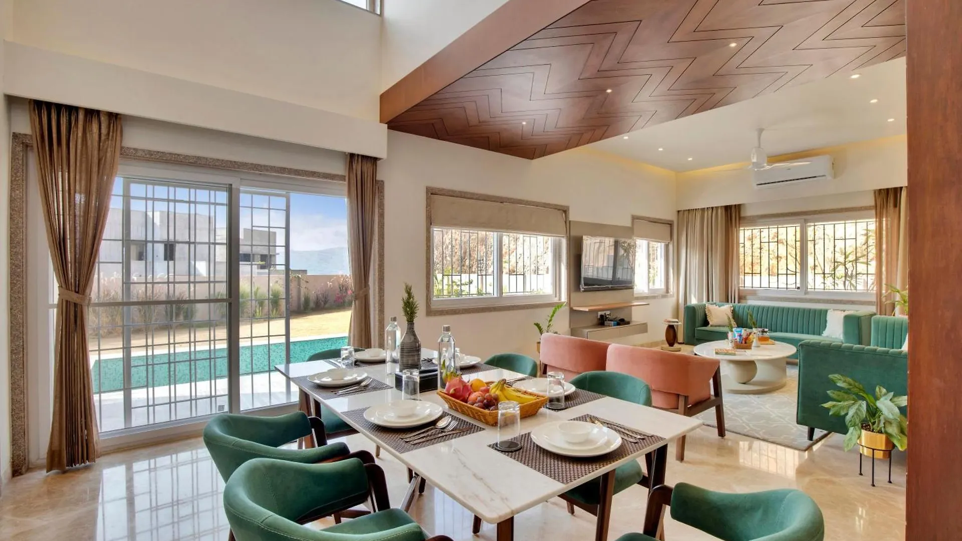 Elivaas Shourya Bliss Lux 3Bhk Villa With Pvt Pool, أُودايبور الهند